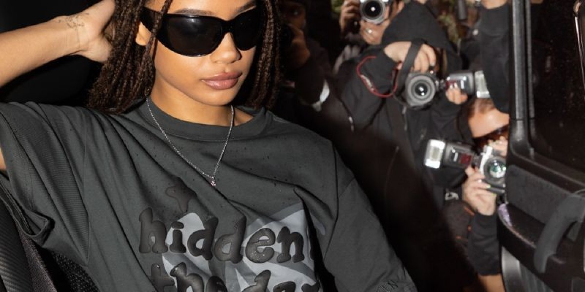 Broken Planet T Shirt – Versatile Fashion for Everyday Streetwear