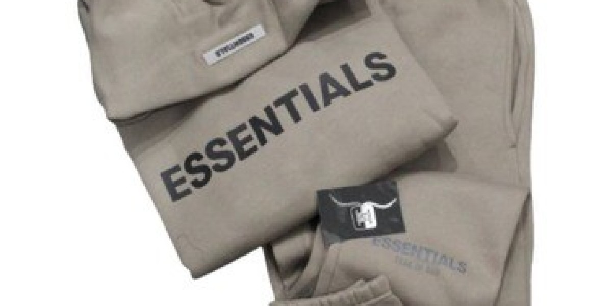 Essentials: A Modern Approach to Everyday Streetwear