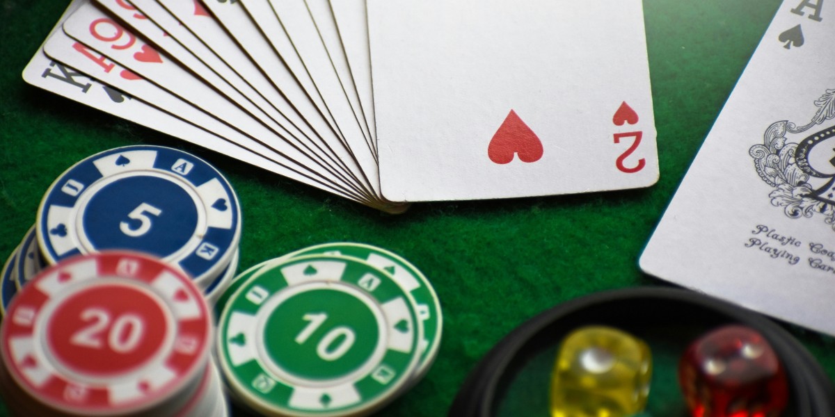 La Influencia de las Plataformas de Streaming en Vivo en el Comportamiento de los Apostadores de Casinos en Línea en 202